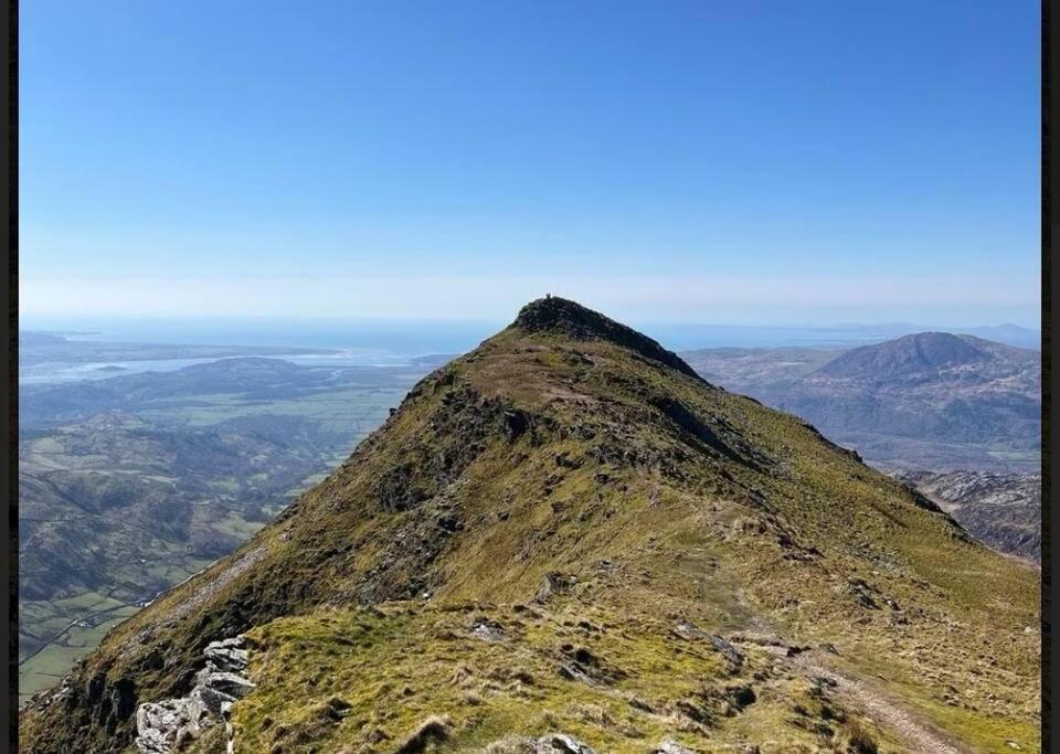Zipworld Waterfalls Eryri Dogs Welcome 3 Bed Sleeps 5 Blaenau Ffestiniog Exterior photo