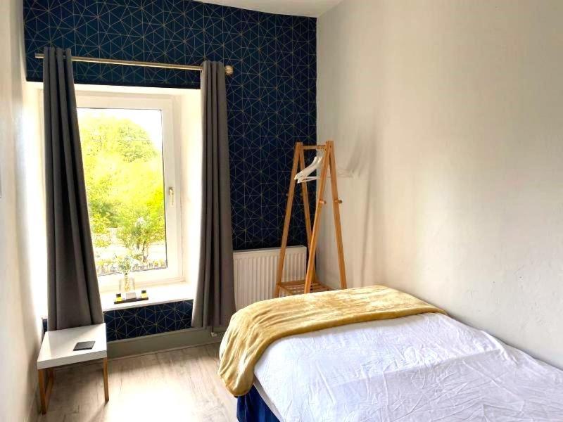 Zipworld Waterfalls Eryri Dogs Welcome 3 Bed Sleeps 5 Blaenau Ffestiniog Exterior photo