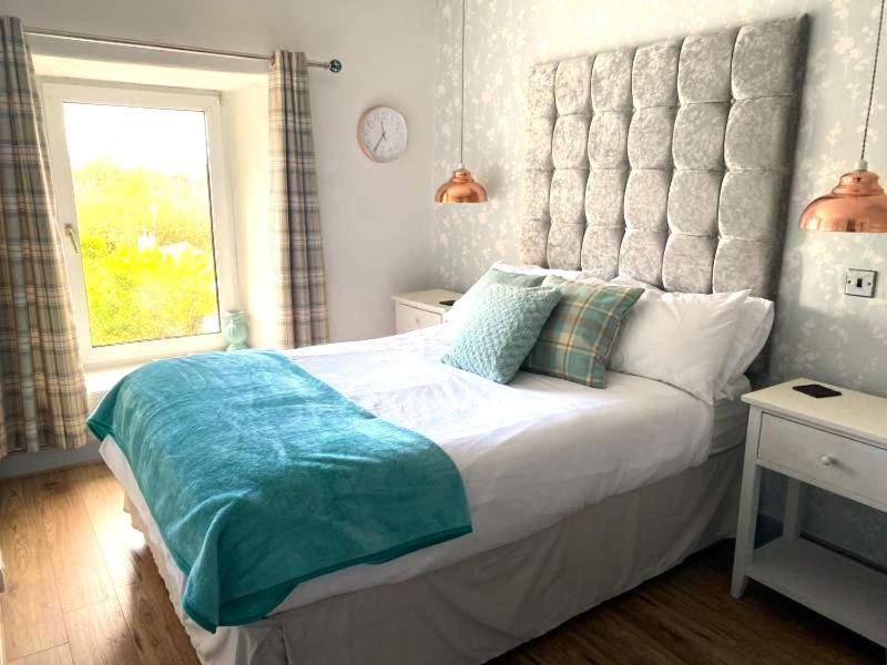 Zipworld Waterfalls Eryri Dogs Welcome 3 Bed Sleeps 5 Blaenau Ffestiniog Exterior photo
